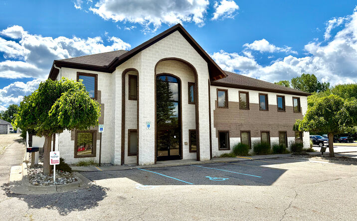 Pictures of Office property located at 4205 Charlar Dr, Holt, MI 48842 for sales - image #1