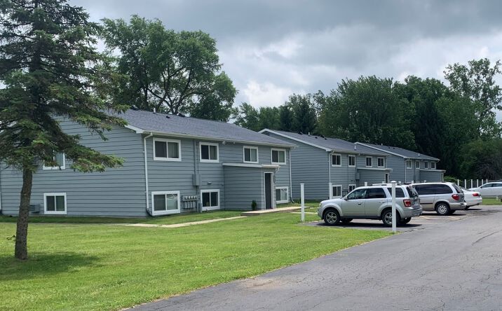 Pictures of Multifamily property located at 13366 North Rd, Fenton, MI 48430 for sales - image #1