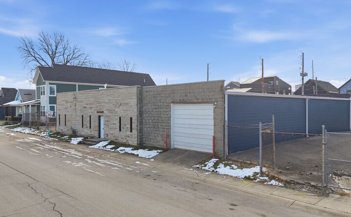 Pictures of Industrial property located at 1351 Deloss St, Indianapolis, IN 46203 for sales - image #1