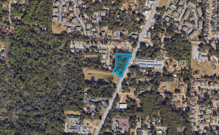 Pictures of Land, Multifamily, Retail property located at 9 Mile Rd, Pensacola, FL 32514 for sales - image #1