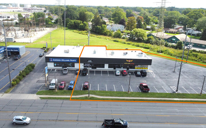 Pictures of Retail property located at 4900 Jackman Rd, Toledo, OH 43613 for sales - image #1
