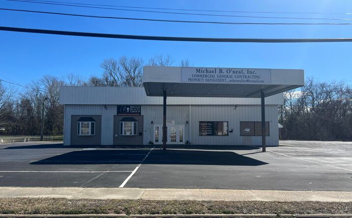 Pictures of Office property located at 401 W St James St, Tarboro, NC 27886 for sales - image #1