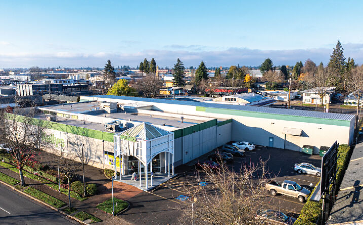 Pictures of Industrial, Retail property located at 1465 W 7th Ave, Eugene, OR 97402 for sales - image #1