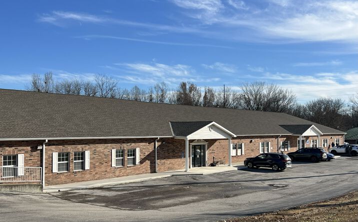 Pictures of Office property located at 505 N Ridgeview Dr, Warrensburg, MO 64093 for sales - image #1