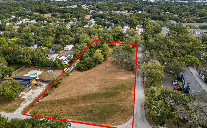 Pictures of Land, Multifamily property located at 4501 Clewis Ave, Tampa, FL 33610 for sales - image #1