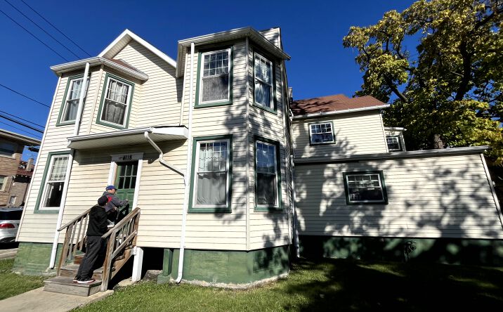 Pictures of Multifamily property located at 4118 W Cullom Ave, Chicago, IL 60641 for sales - image #1