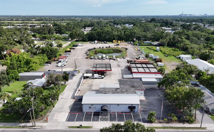 Pictures of Industrial property located at 7001 Gibsonton Dr, Gibsonton, FL 33534 for sales - image #1