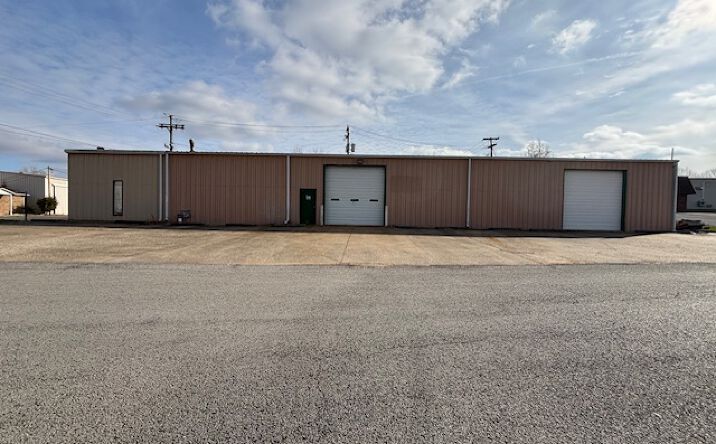 Pictures of Industrial property located at 507 Front St, Central City, KY 42330 for sales - image #1