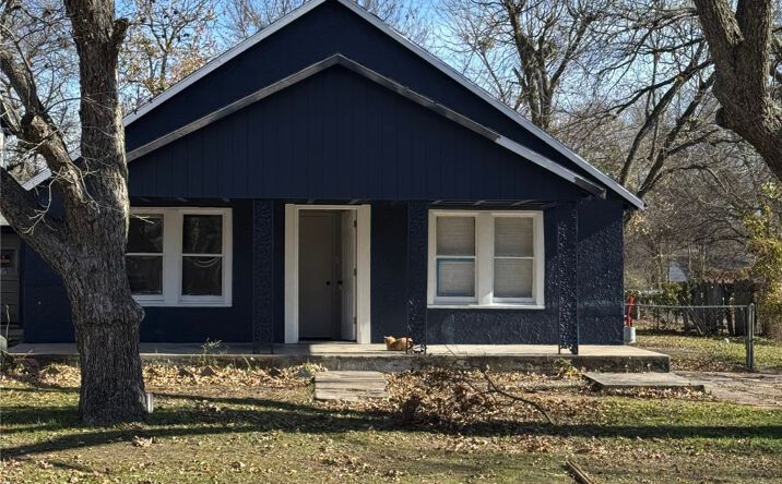 Pictures of Multifamily property located at 1132 C Street SE, Ardmore, OK 73401 for sales - image #1