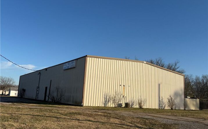 Pictures of Business for Sale, Industrial property located at 1605 W Maple Street, Independence, KS 67301 for sales - image #1