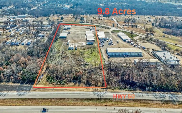 Pictures of Land property located at 799 W Young Street, Warrensburg, MO 64093 for sales - image #1