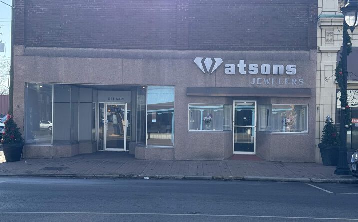 Pictures of Retail property located at 128 & 130 E MAIN Street, WestFrank, IL 62896 for sales - image #1