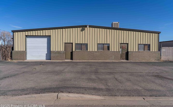 Pictures of Land property located at 660 S DUSTIN Road, Farmington, NM 87401 for sales - image #1