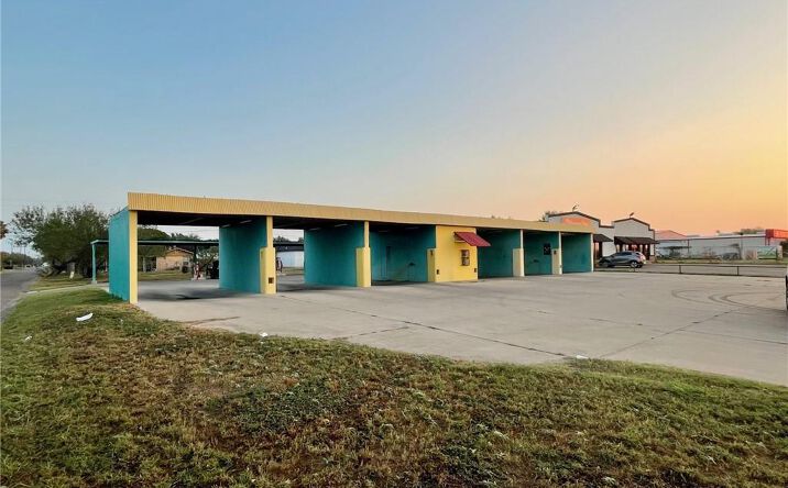 Pictures of Land property located at 923 W Business Hwy 83 Highway, Mission, TX 78572 for sales - image #1