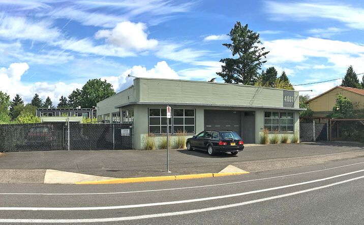 Pictures of Industrial property located at 4601 NE Killingsworth St, Portland, OR 97218 for sales - image #1