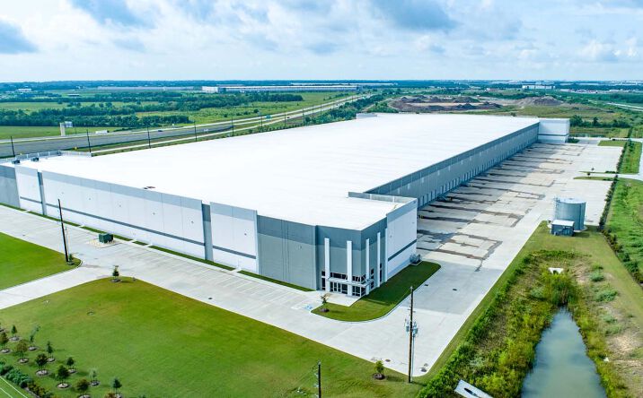 Pictures of Industrial property located at 3300 Kilgore Pkwy, Baytown, TX 77523 for sales - image #1