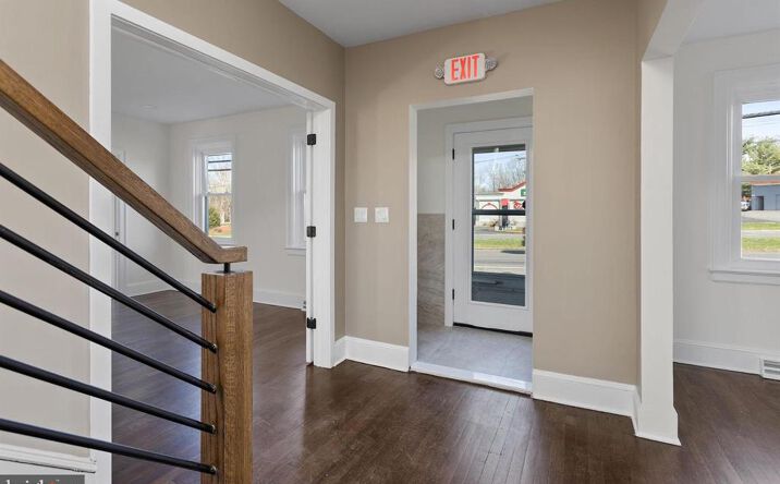 Pictures of Retail, Office, Mixed Use property located at 1060 Route 206, Bordentown, NJ 08505 for sales - image #1