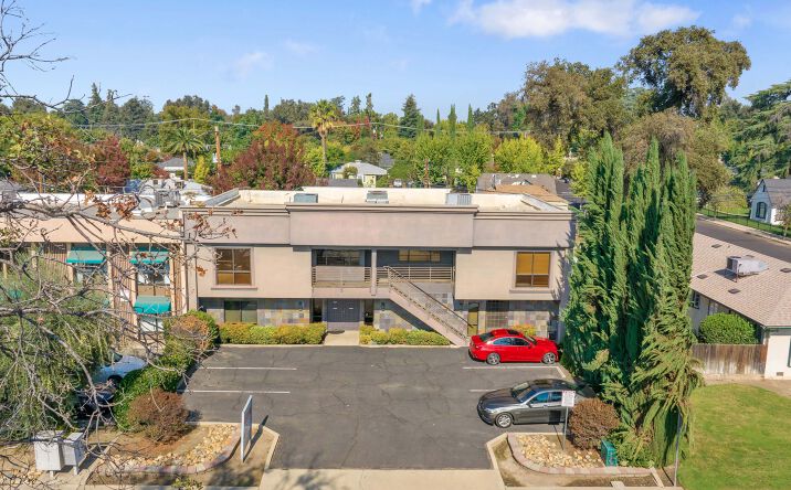 Pictures of Office property located at 1606 W Mineral King Ave, Visalia, CA 93291 for sales - image #1