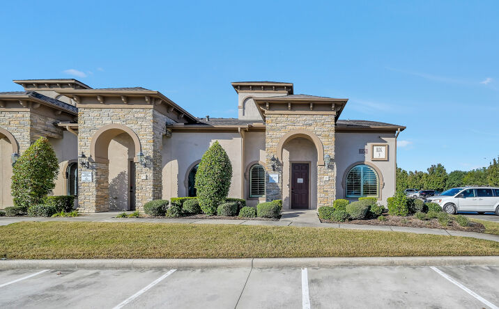 Pictures of Office property located at 250 Ed English Dr, Shenandoah, TX 77385 for sales - image #1