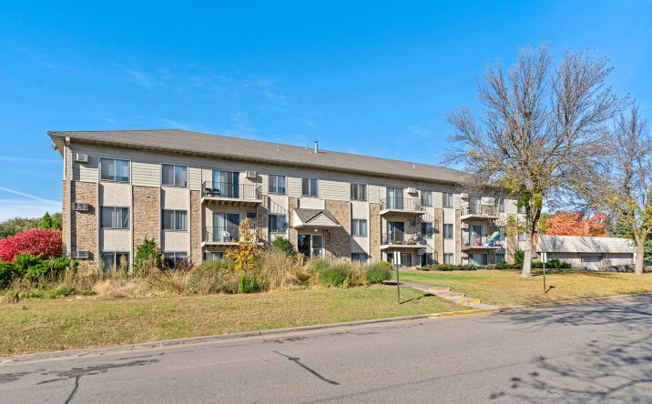 Pictures of Multifamily property located at 6281 Louisiana Ave N, Minneapolis, MN 55428 for sales - image #1