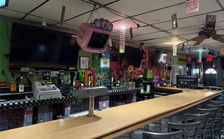 Pictures of Business for Sale, Retail property located at 380 N Wantagh Ave, Oyster Bay, NY 11714 for sales - image #1