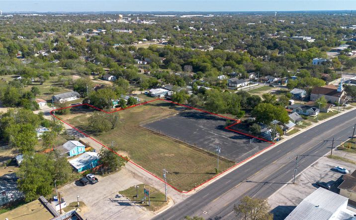 Pictures of Special Purpose property located at 784 W Court, Seguin, TX 78155 for sales - image #1