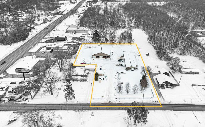 Pictures of Office, Industrial, Retail, Land property located at 1115 State Line Road, Niles, MI 49120 for sales - image #1