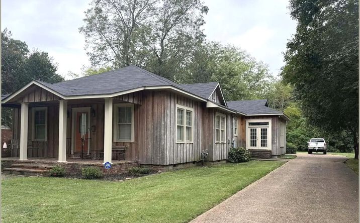 Pictures of Land property located at 103 Park Avenue, 69784, MS 38751 for sales - image #1