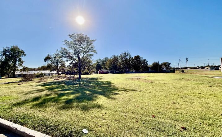 Pictures of Land property located at Highway 8, 70729, MS 38771 for sales - image #1