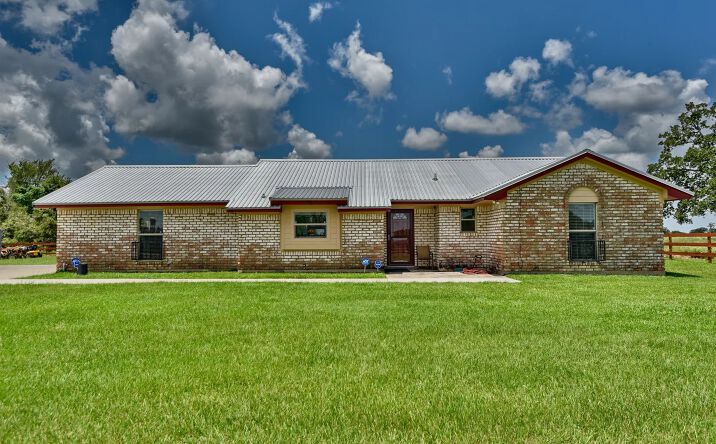 Pictures of Land property located at 32634 Fm 1736 Rd, 126154, TX 77445 for sales - image #1