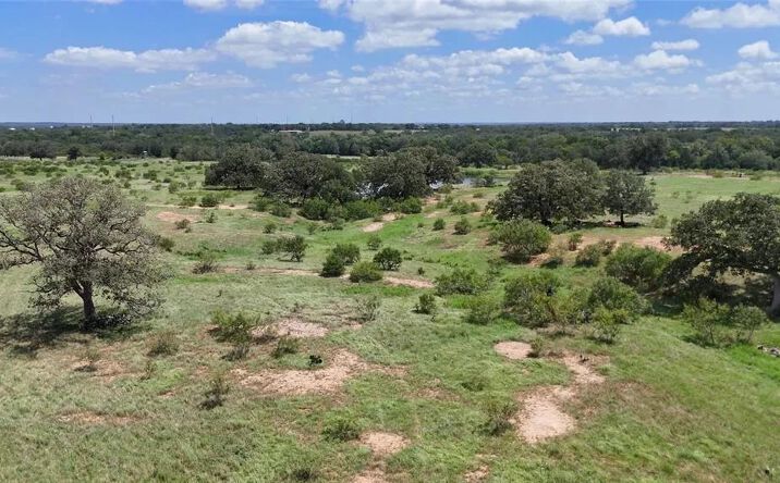 Pictures of Land property located at TBD Tucker Ln, 128542, TX 78662 for sales - image #1