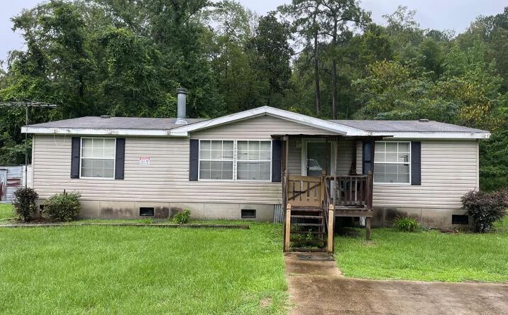 Pictures of Land property located at 185 K Street, 69153, MS 39633 for sales - image #1