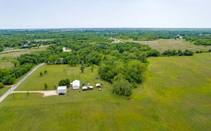 Pictures of Land property located at 3517 Sandusky Road, 130110, TX 76273 for sales - image #1