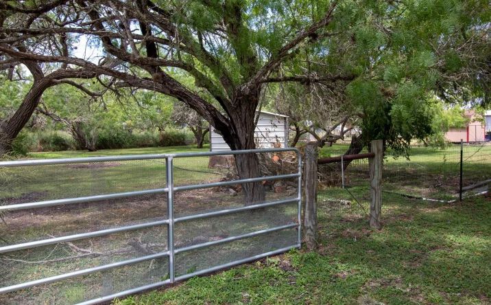 Pictures of Land property located at 24757 County Road 340, 127240, TX 78368 for sales - image #1