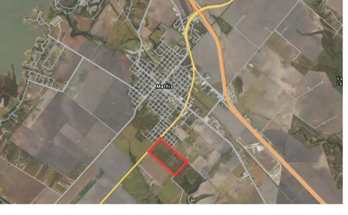 Pictures of Land property located at 999 S State Highway 359, 127240, TX 78368 for sales - image #1