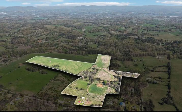 Pictures of Land property located at 436 Thorngrove Pike, 120988, TN 37764 for sales - image #1