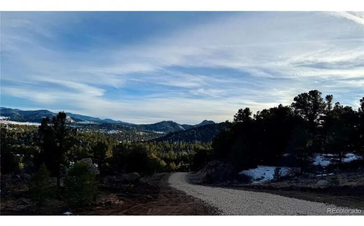 Pictures of Land property located at 516 Durfee Circle, 17503, CO 81252 for sales - image #1