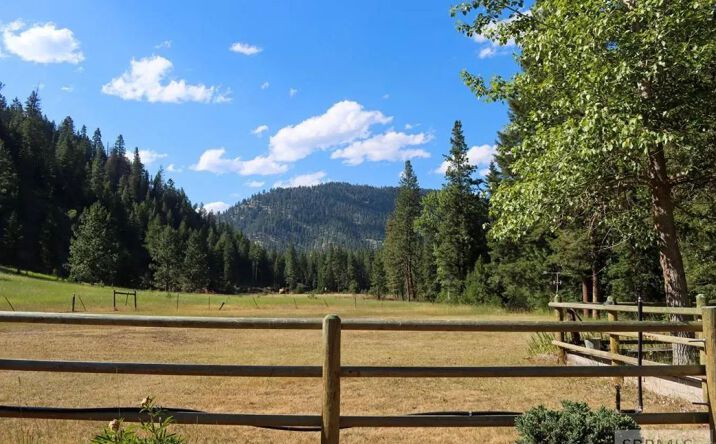 Pictures of Land property located at 13 Hart Lane, 32632, ID 83463 for sales - image #1