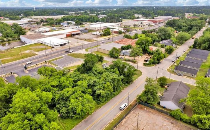 Pictures of Land property located at 245 McIver Street, 91303, NC 28301 for sales - image #1