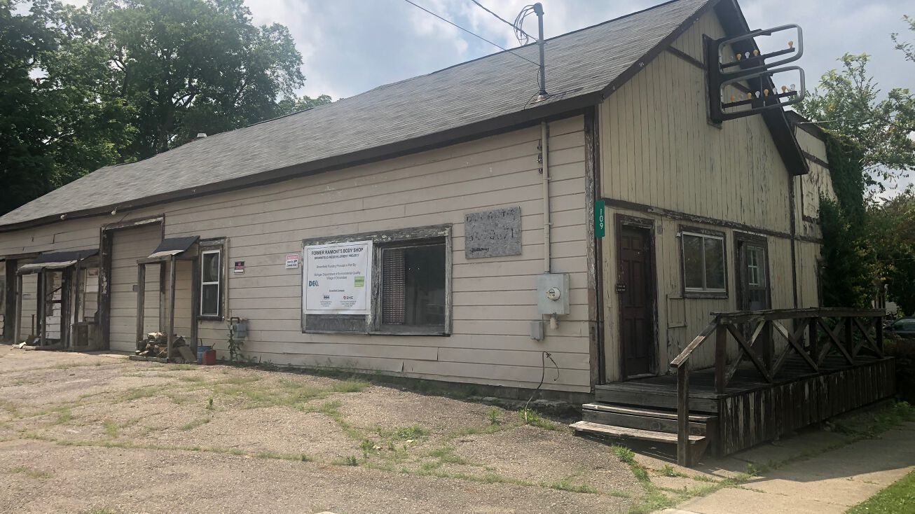 109 W Jefferson St, Dimondale, MI 48821