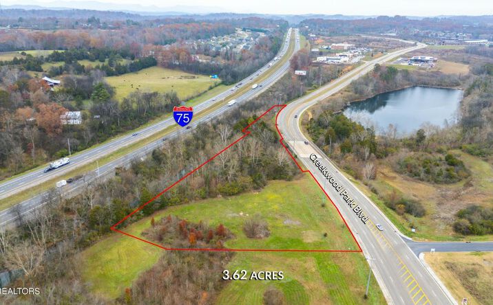 Pictures of Land, Office, Retail property located at 2557 Creekwood Park Blvd, Lenoir City, TN 37772 for sales - image #1