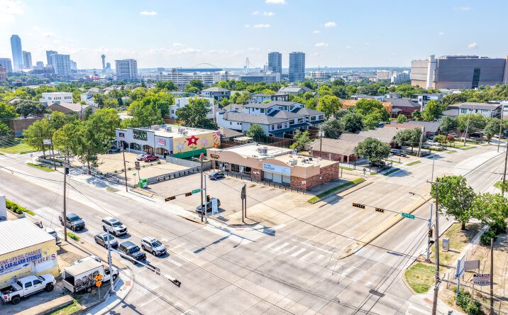 image of property at 4323 MAPLE AVE Dallas TX 75219-2407