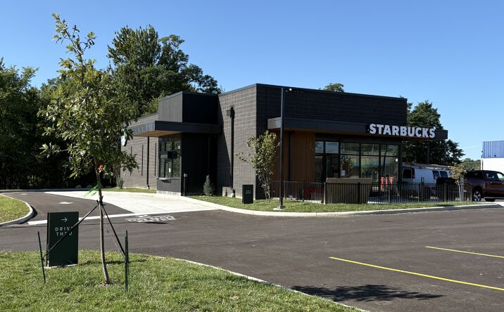 Pictures of Retail property located at 2005 August Dr, Ontario, OH 44906 for sales - image #1