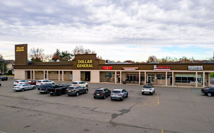 Pictures of Retail property located at 130 S Plainfield Ave, South Plainfield, NJ 07080 for sales - image #1