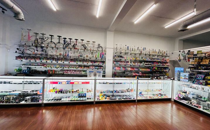 Pictures of Business for Sale property located at 6550 SW 40th St, Miami, FL 33155 for sales - image #1