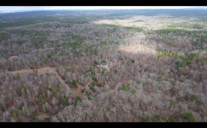 Pictures of Land property located at 9512 County Road 451, Winona, MO 65588 for sales - image #1