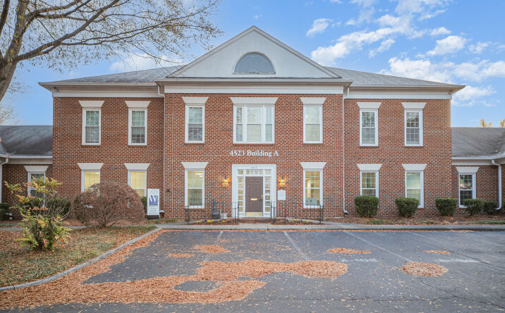 Pictures of Office property located at 4523 Park Rd, Charlotte, NC 28209 for sales - image #1