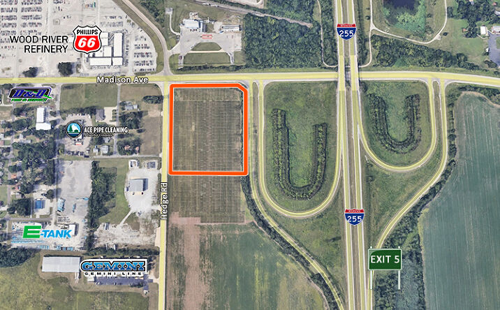 Pictures of Land property located at Hedge Rd, South Roxana, IL 62084 for sales - image #1