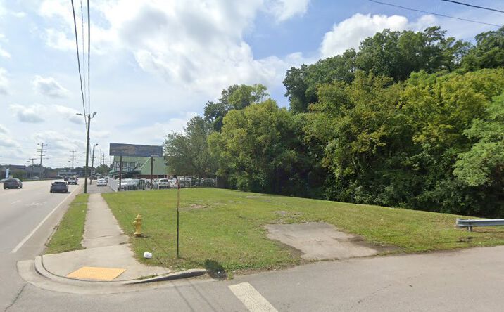 Pictures of Land property located at 3922 Brainerd Rd, Chattanooga, TN 37411 for sales - image #1