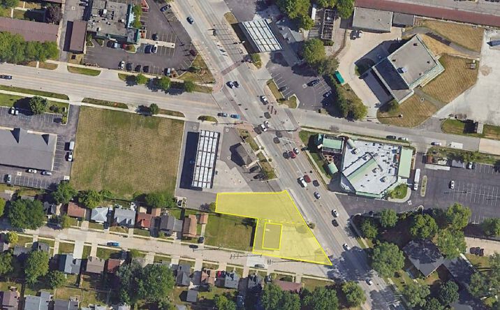 Pictures of Retail property located at 23707-23709 Jefferson Ave, St. Clair Shores, MI 48080 for sales - image #1